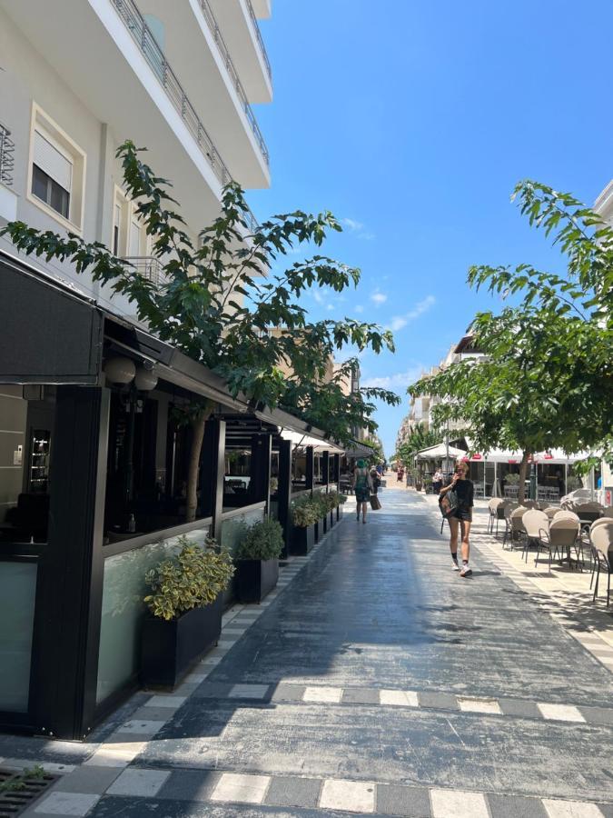 Cosy Guesthouse-Souterrain With Garden In City Center Corinth Exterior photo