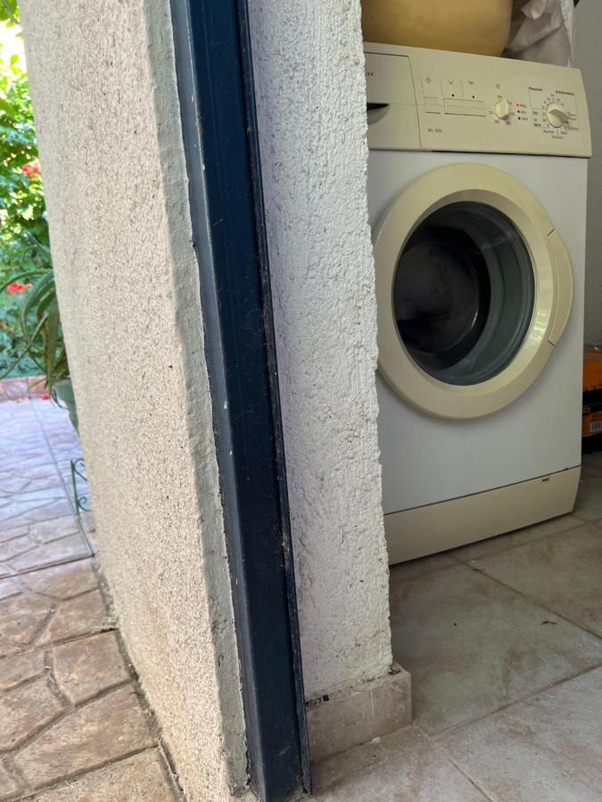 Cosy Guesthouse-Souterrain With Garden In City Center Corinth Exterior photo